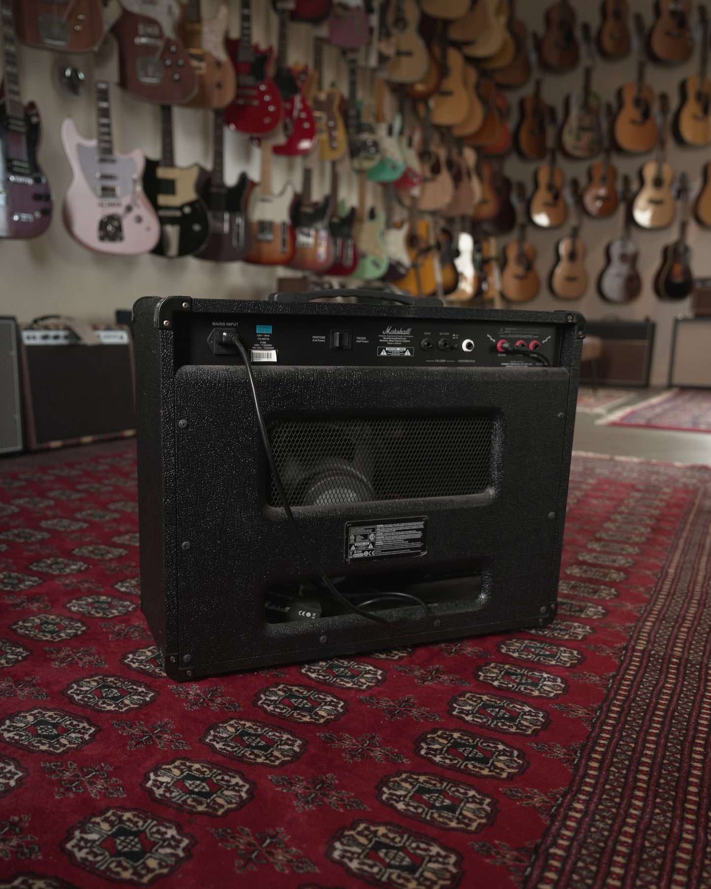 Marshall DSL40C 40w-20w 1x12" Tube Guitar Amp Combo - Black Tolex