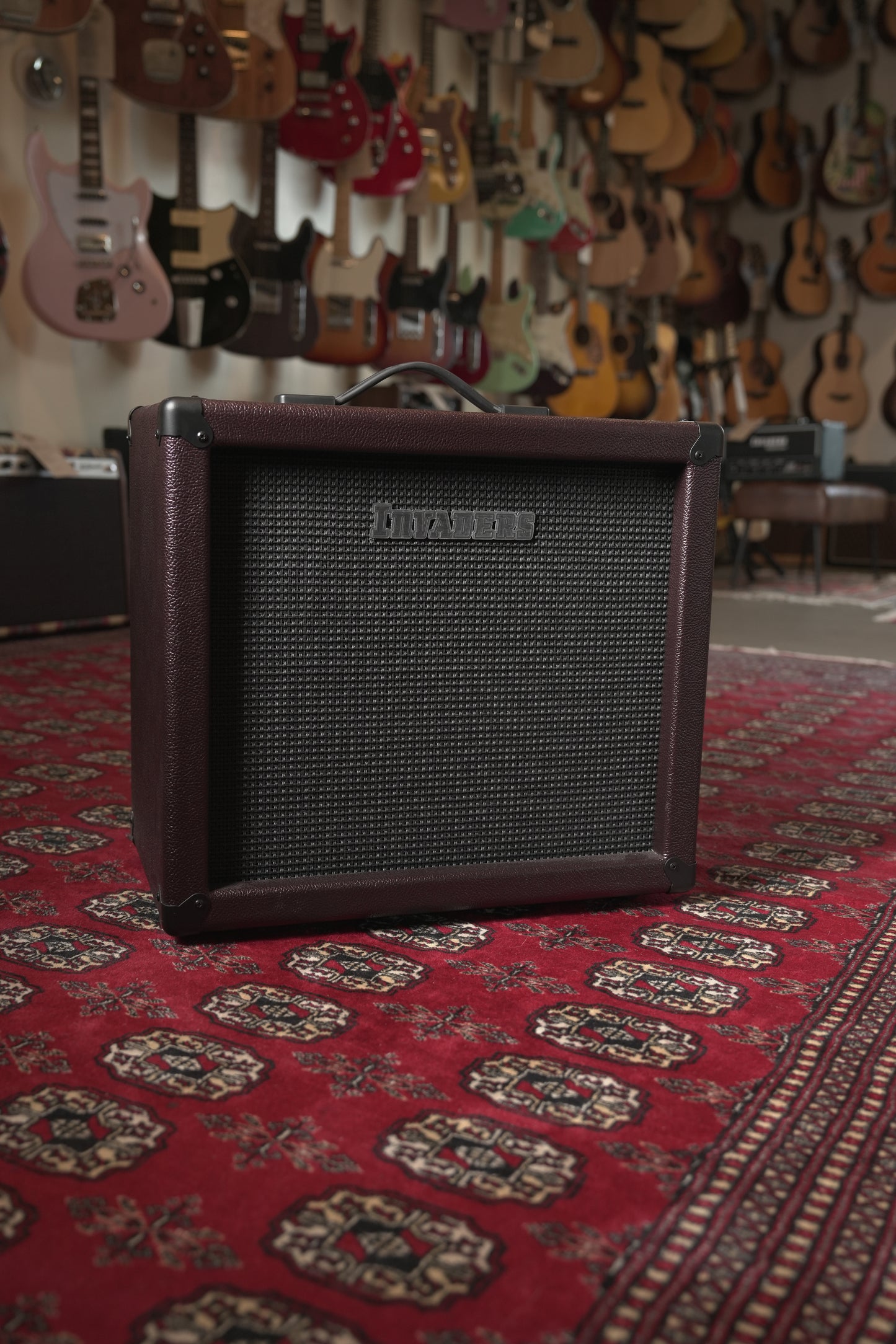 Invaders Amplification 512 1x12" Guitar Amp Speaker Cabinet - Maroon Tolex