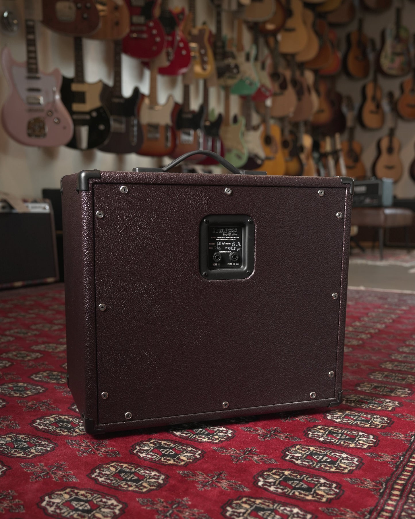 Invaders Amplification 512 1x12" Guitar Amp Speaker Cabinet - Maroon Tolex