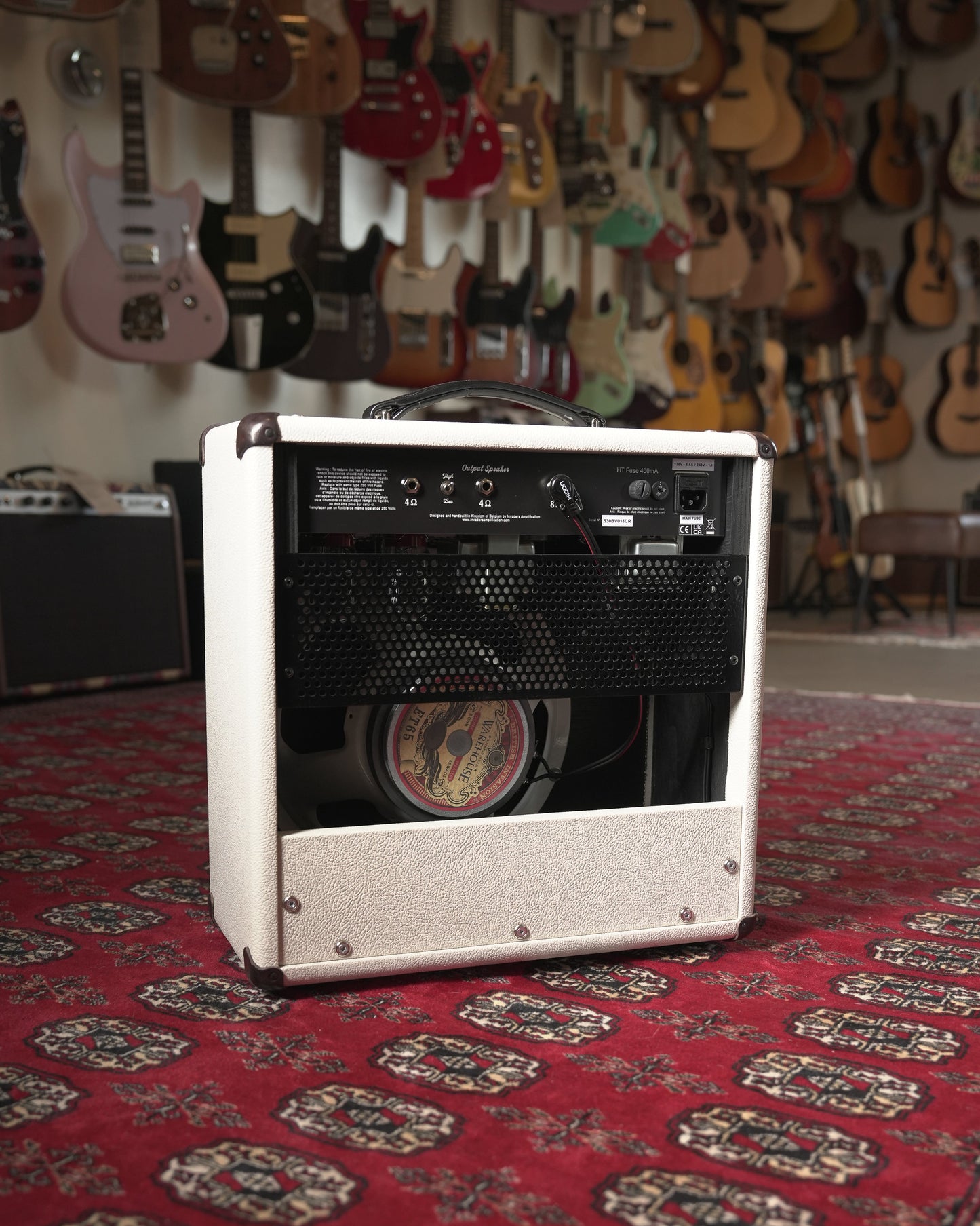 Invaders Amplification 530 BlueVerb 30w-15w 1x12" Tube Guitar Amp Combo - White Ivory