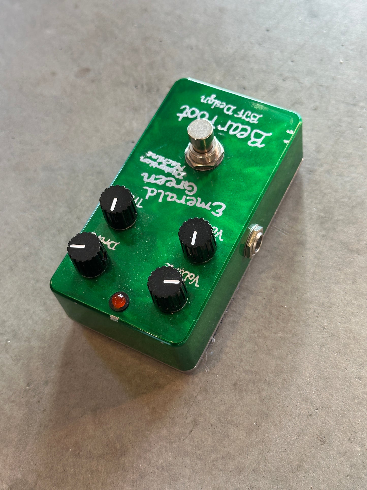 BearFoot Emerald Green Distortion Machine Guitar Pedal