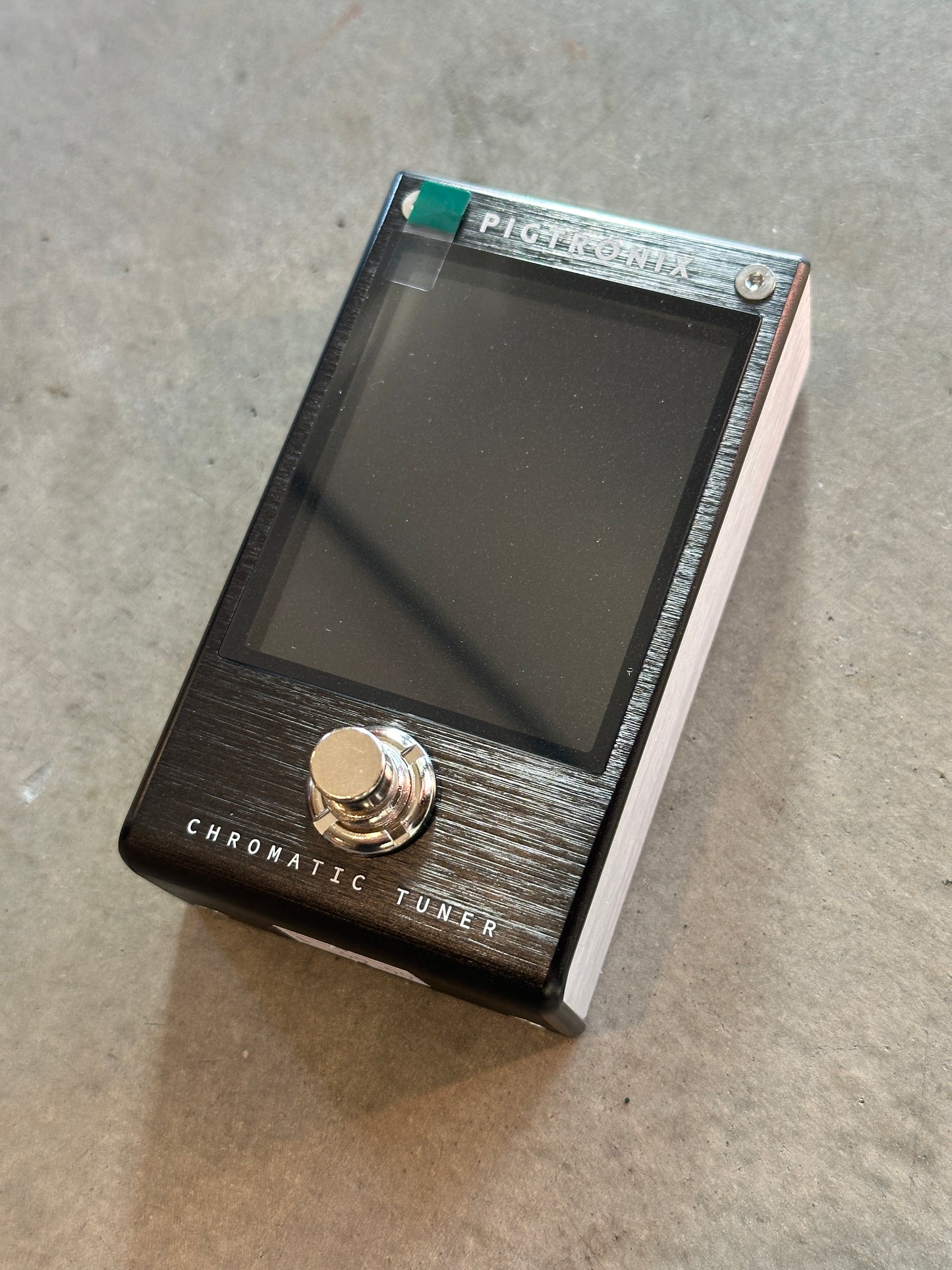 Pigtronix 2NR Chromatic Guitar Tuner Pedal