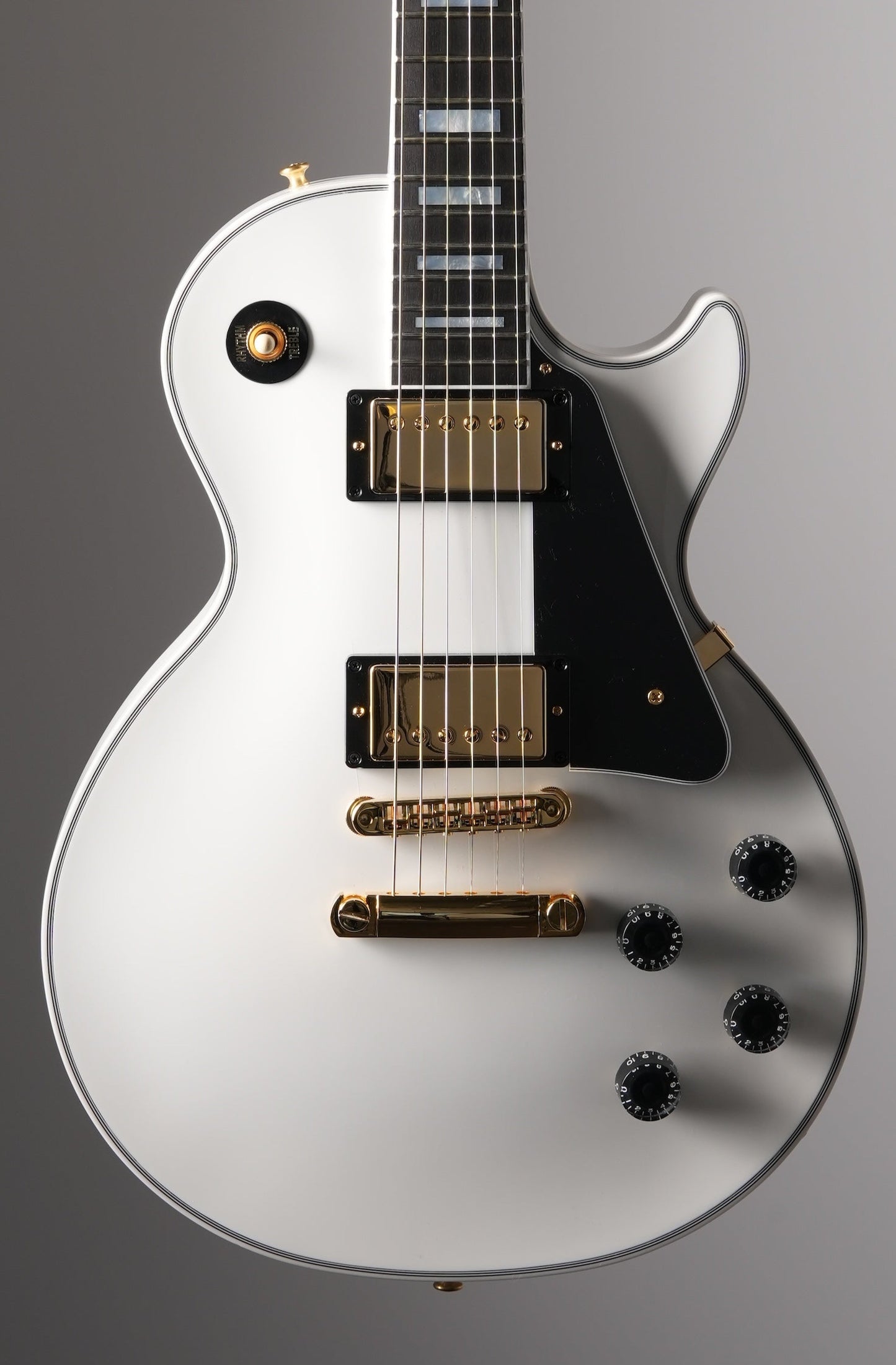 Gibson Les Paul Custom w/ Ebony Fingerboard Gloss Alpine White with case