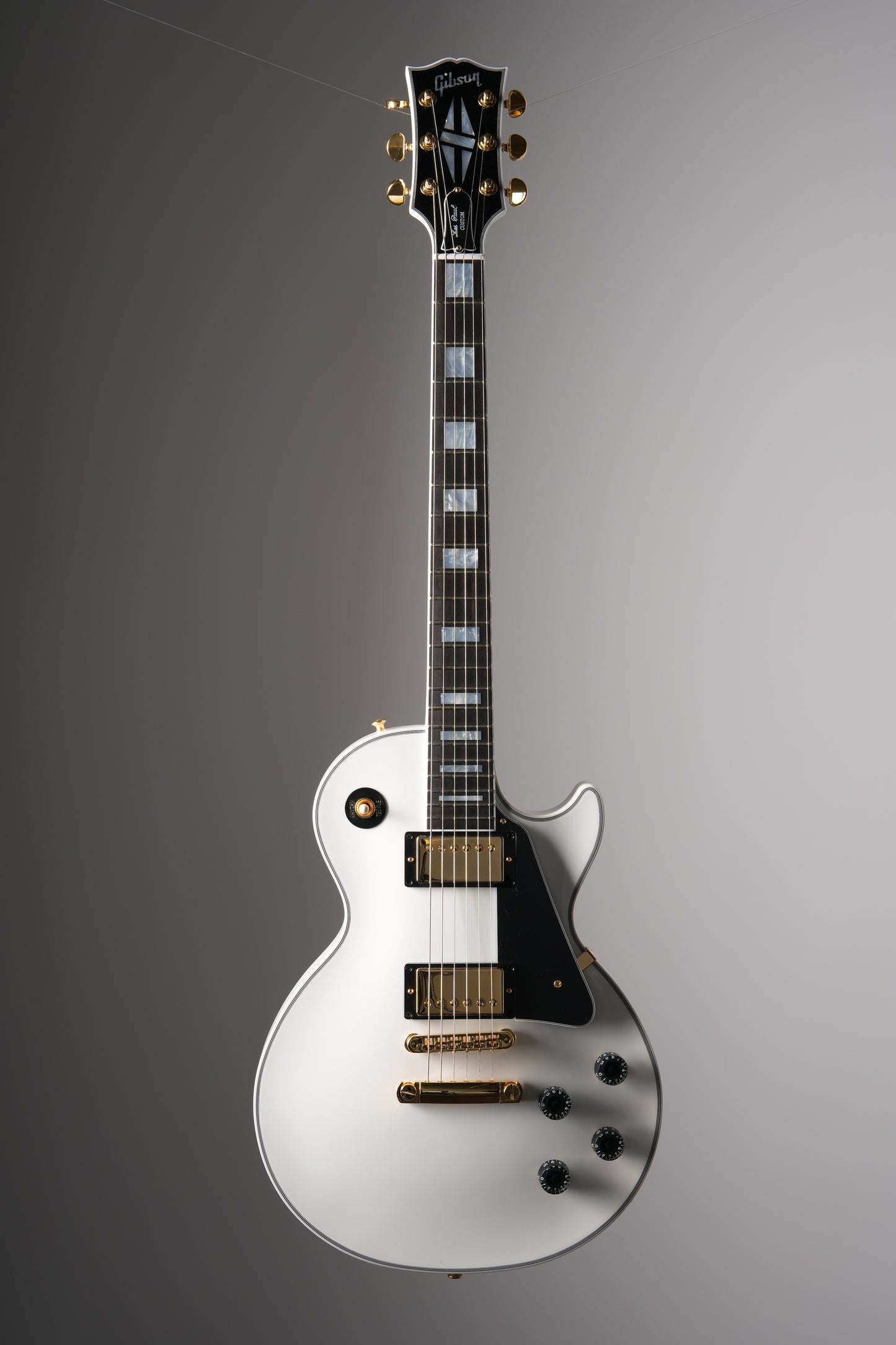 Gibson Les Paul Custom w/ Ebony Fingerboard Gloss Alpine White with case