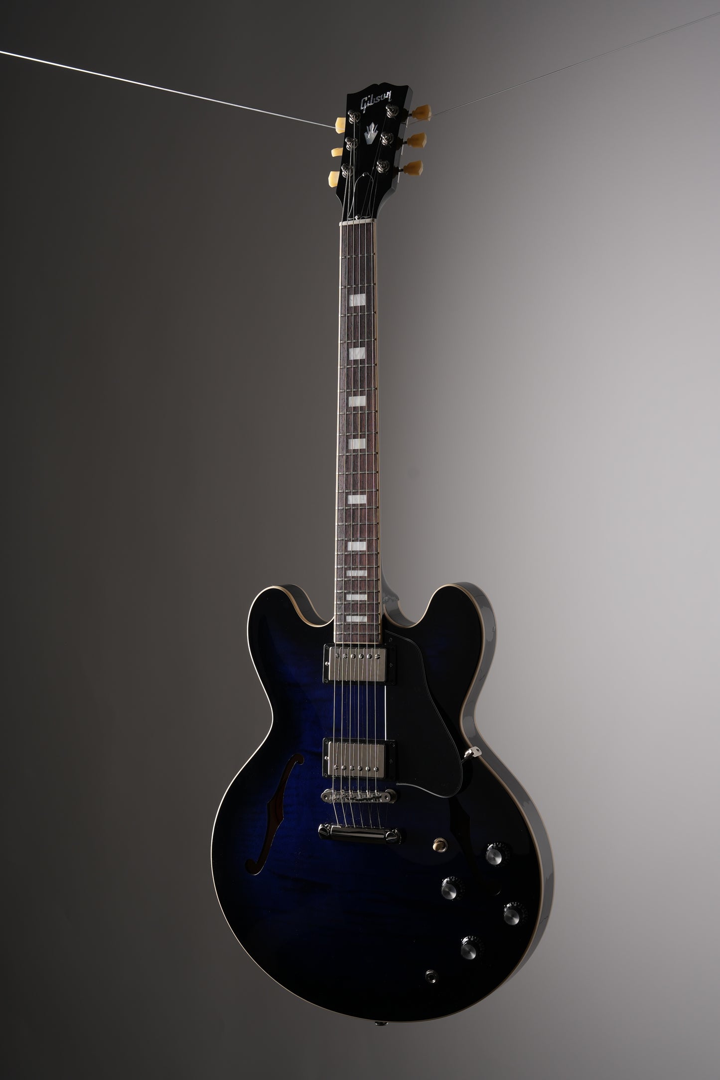 Gibson ES-335 Figured Custom Color Deep Ocean Burst