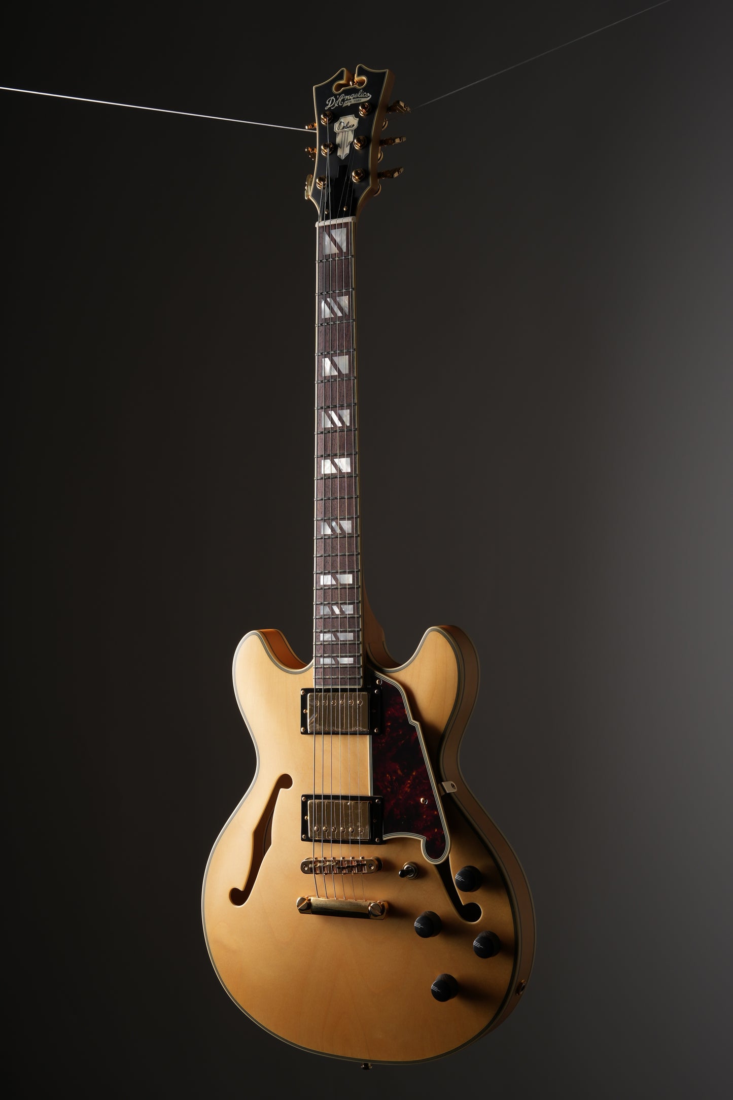 D'Angelico Deluxe Mini DC w/ Stop-Bar Tailpiece - Satin Honey - B-Stock