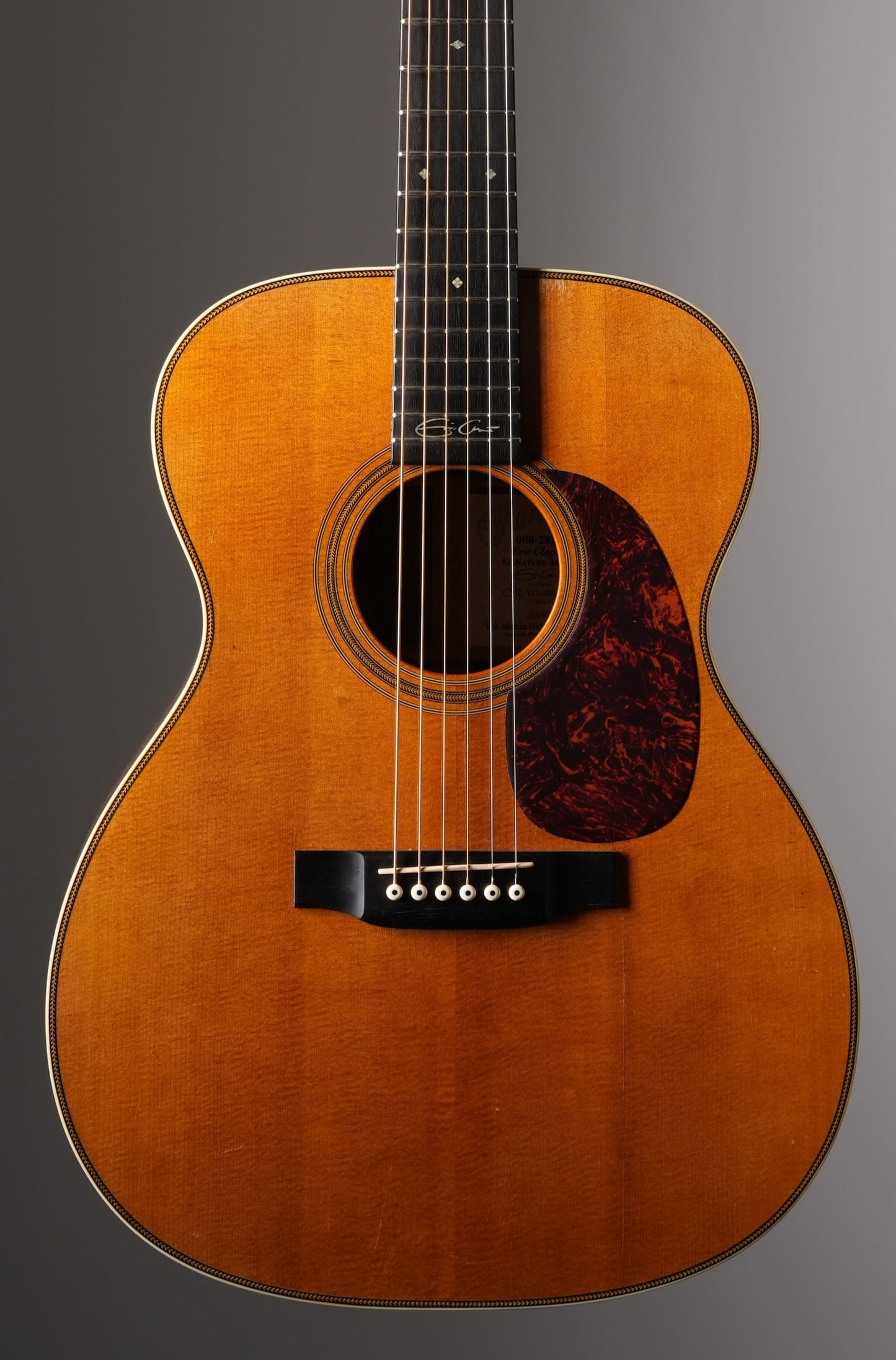 Martin 000-28EC Eric Clapton Signature Acoustic Guitar - Natural