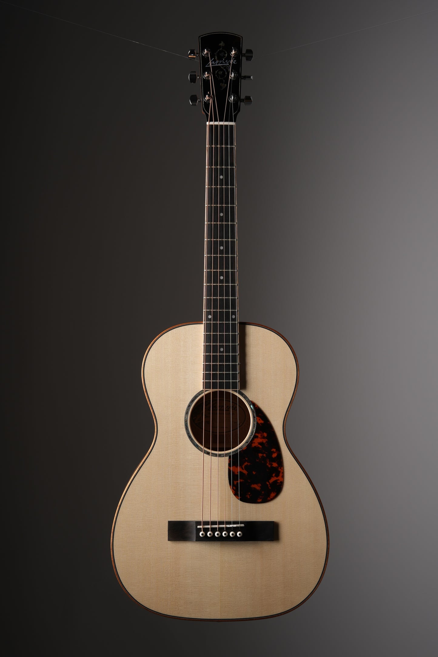 Larrivee P-09 Silver Oak Custom Acoustic Guitar - Natural, incl. OHSC