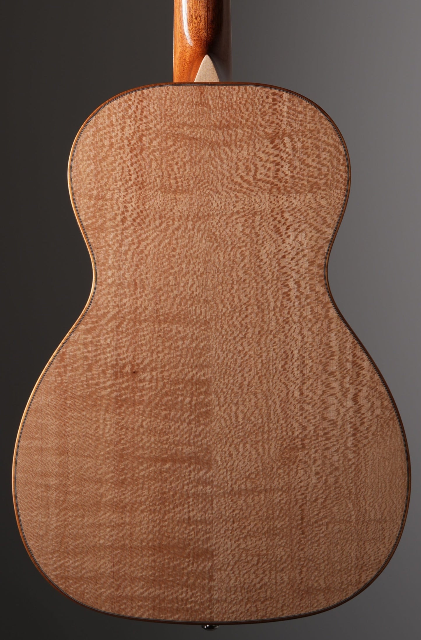 Larrivee P-09 Silver Oak Custom Acoustic Guitar - Natural, incl. OHSC