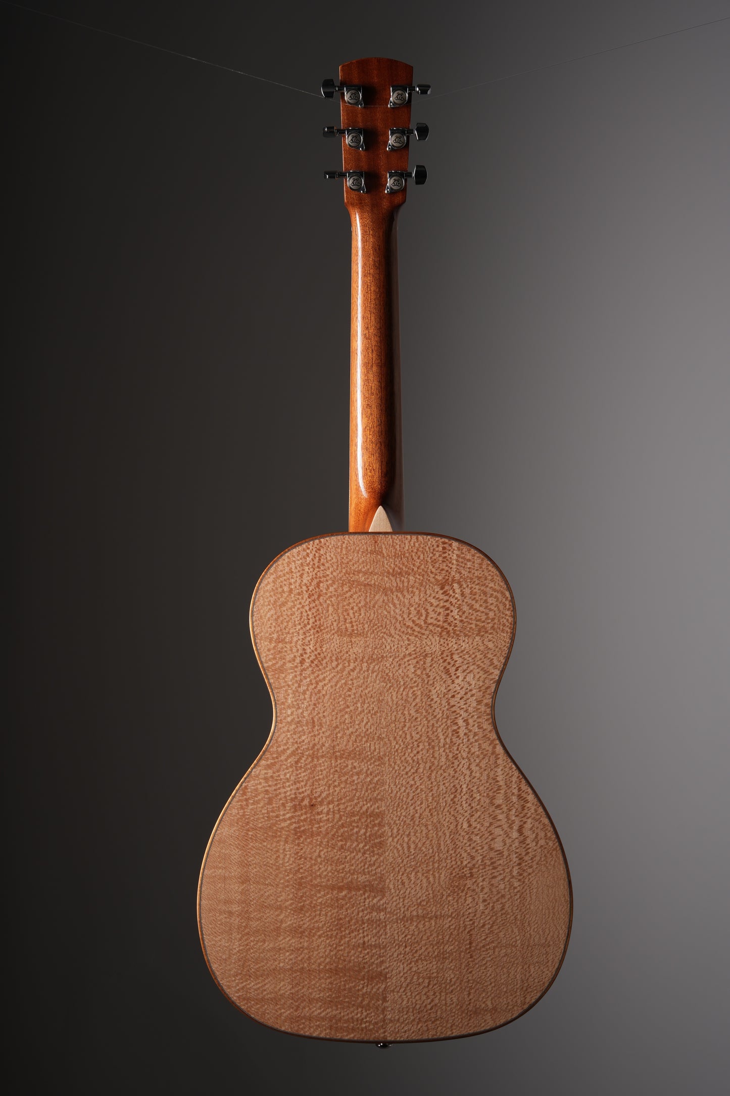 Larrivee P-09 Silver Oak Custom Acoustic Guitar - Natural, incl. OHSC