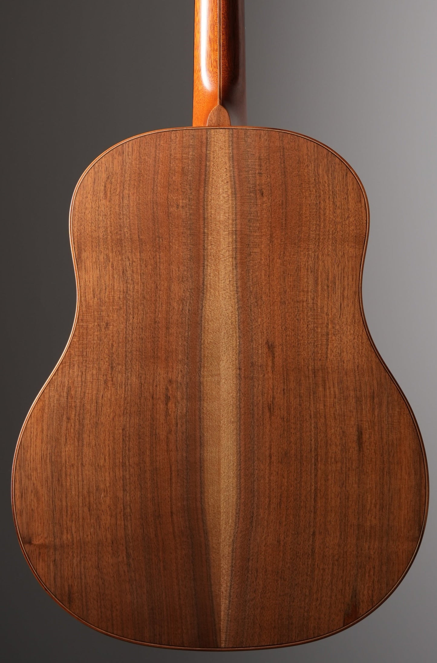 Mcilroy AD-20 Sitka/English Walnut