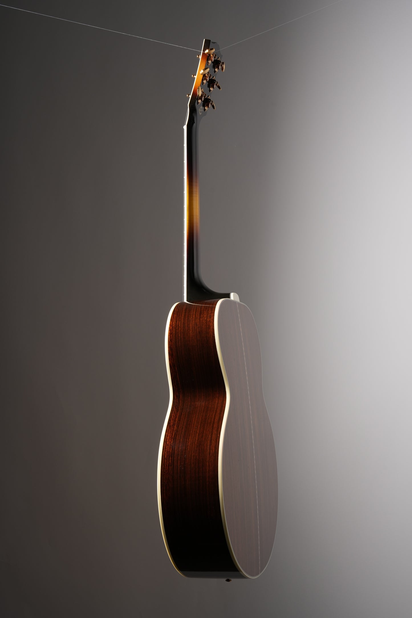 Gibson SJ-200 Western Classic Acoustic Guitar - Vintage Sunburst, incl. OHSC