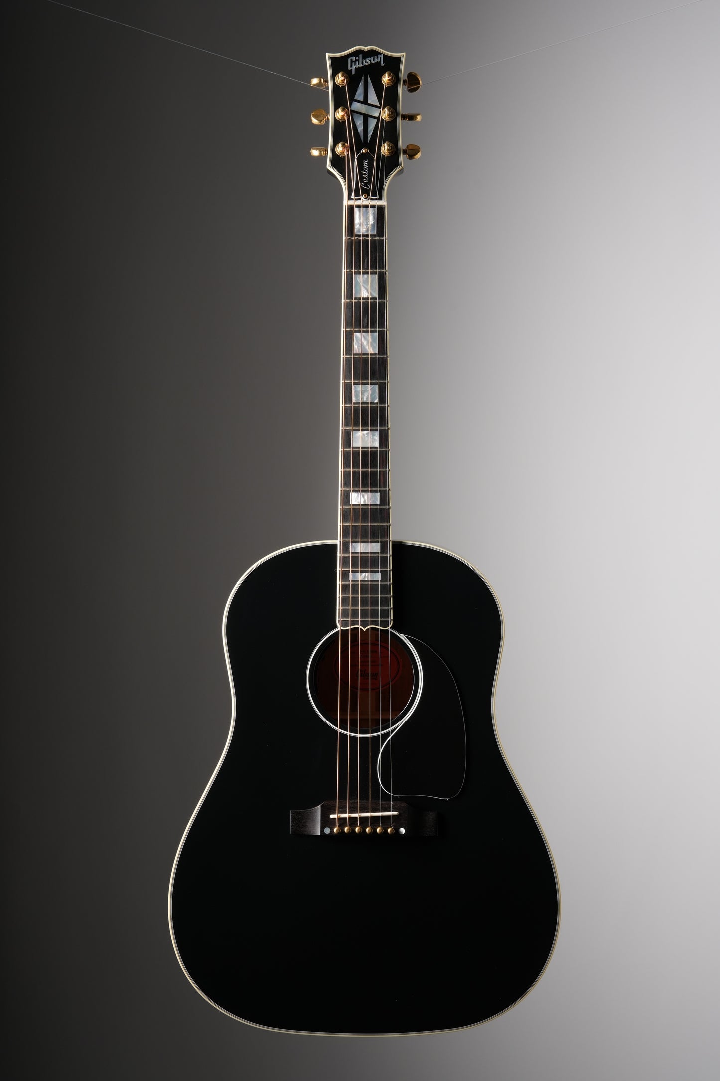 Gibson J-45 Custom Acoustic Electric Guitar - Ebony, incl. OHSC