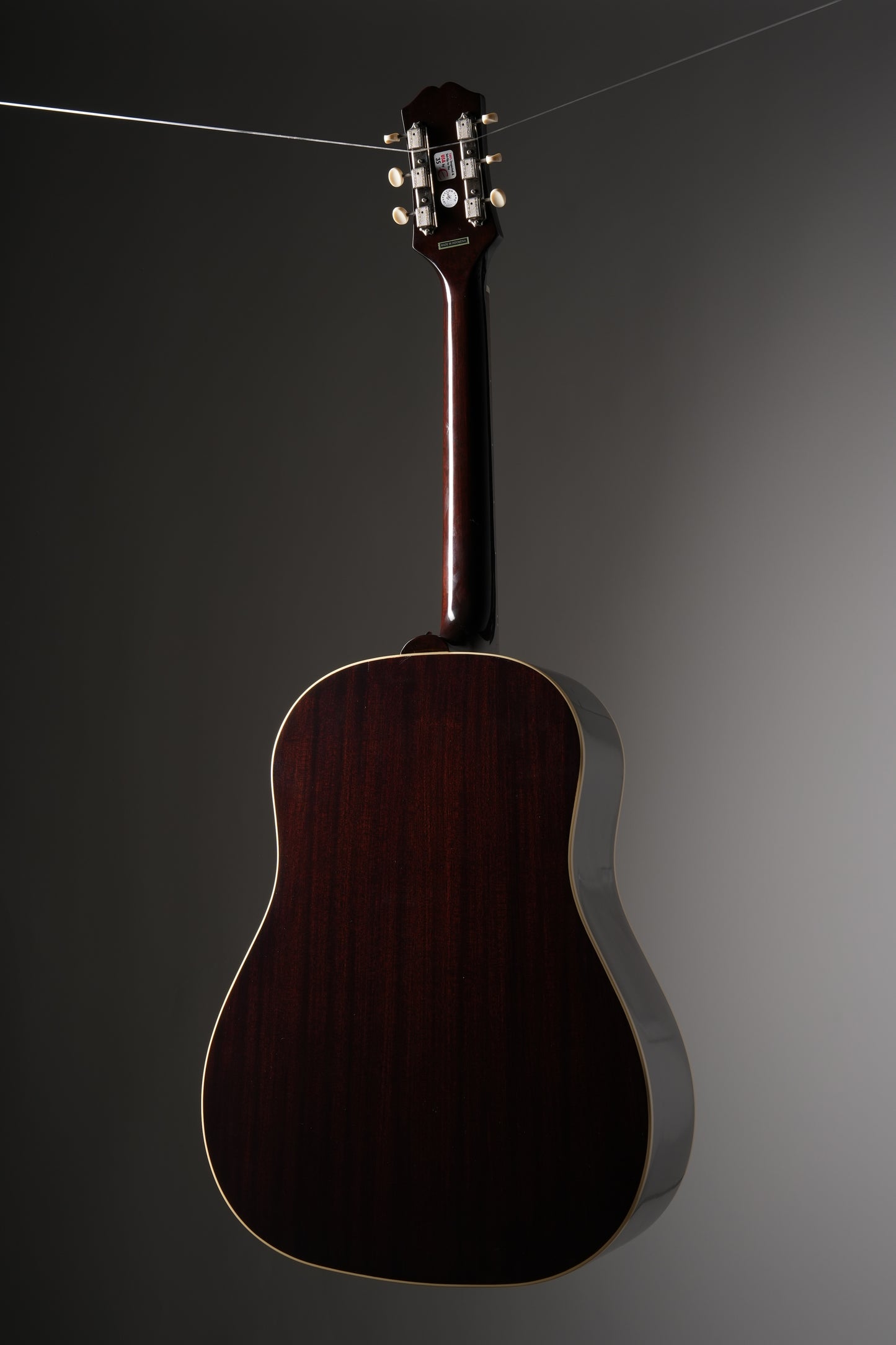 Epiphone J-45 Masterbilt Acoustic Guitar - Sunburst (SCRATCH AND DENT)