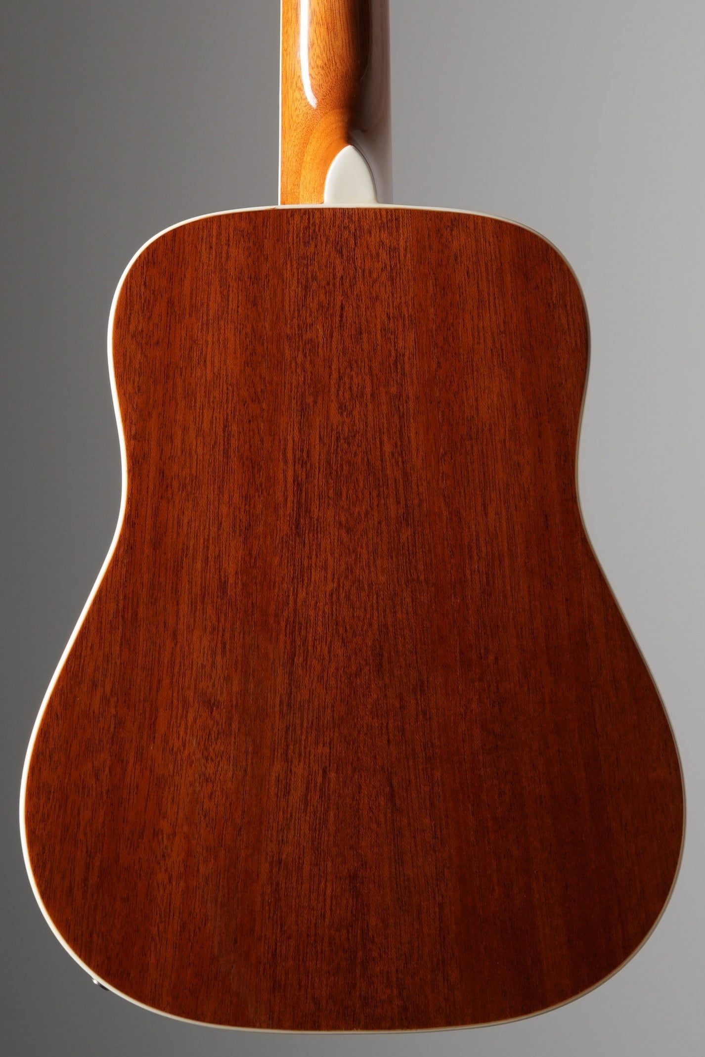 EPIPHONE Hummingbird Studio Tenor Ukulele