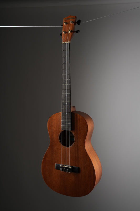 Diamond Head DU-200B Baritone Ukulele
