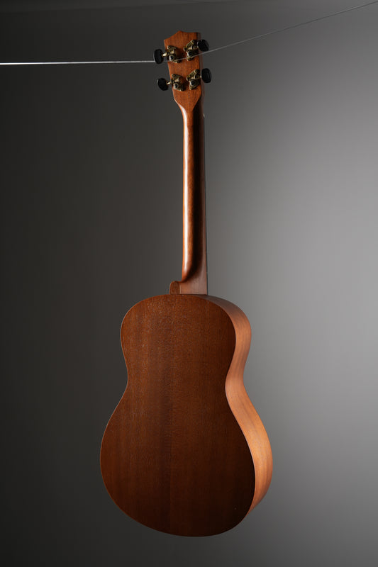 Diamond Head DU-200B Baritone Ukulele