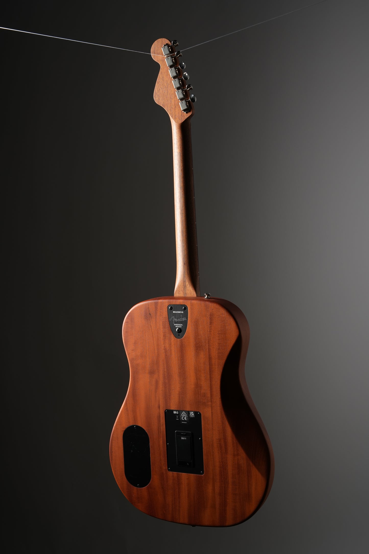 Fender Highway Dreadnaught Acoustasonic Satin