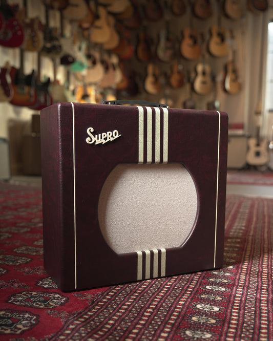 Supro Delta King 12 15w 1x12" Tube Guitar Amp Combo - Burgundy Tolex w/ Cream Stripes