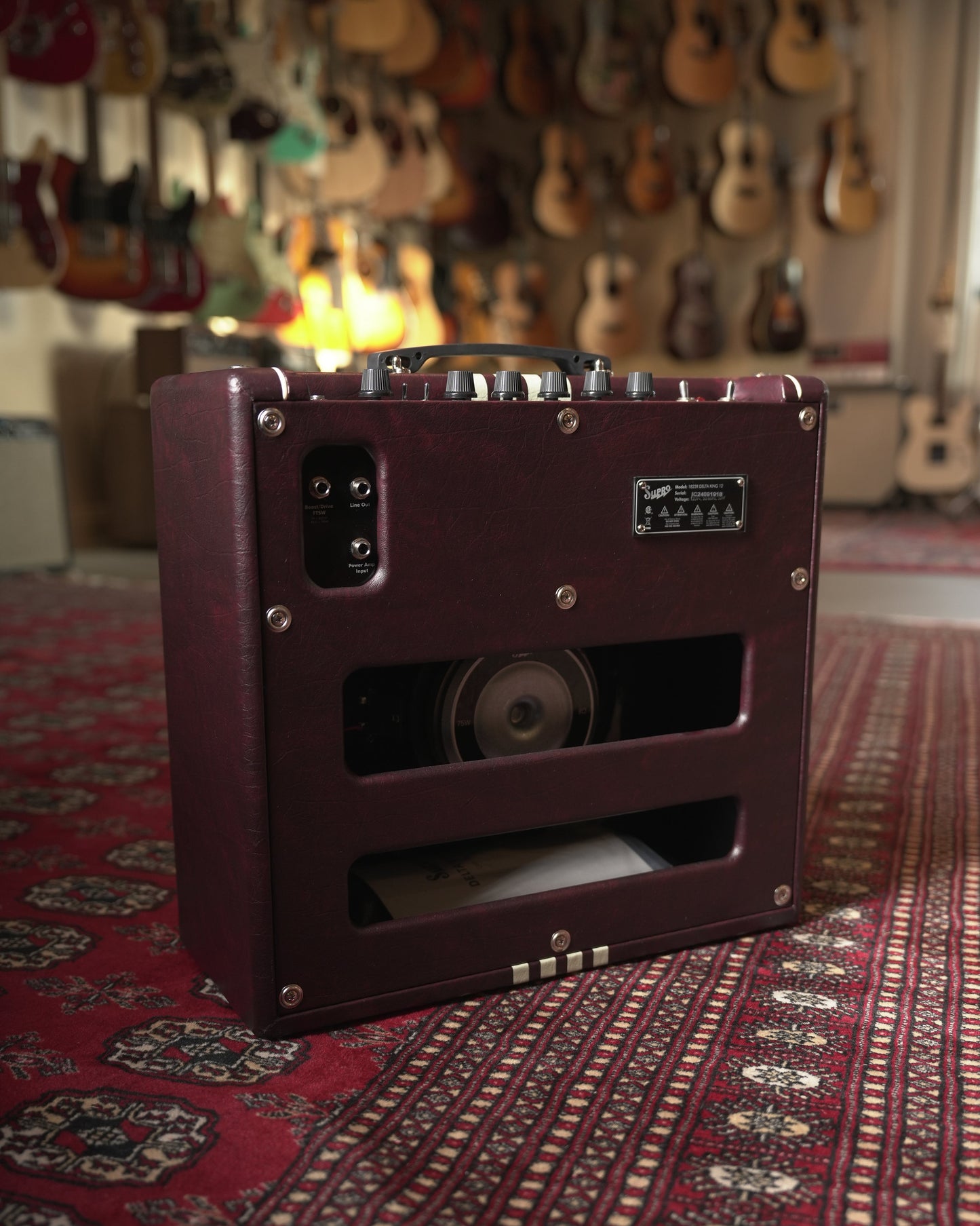 Supro Delta King 12 15w 1x12" Tube Guitar Amp Combo - Burgundy Tolex w/ Cream Stripes