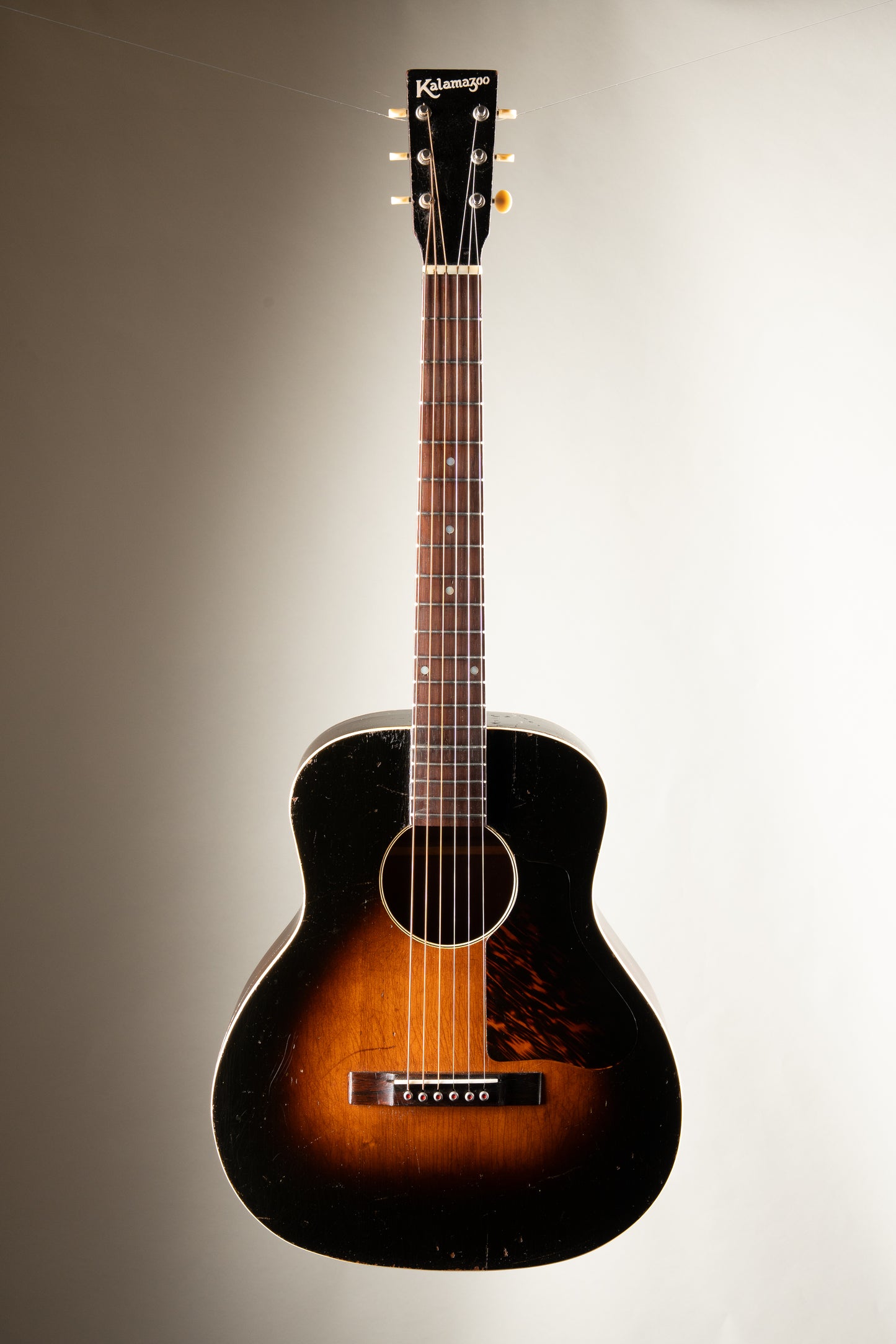 Kalamazoo KG11 Acoustic Guitar - Sunburst