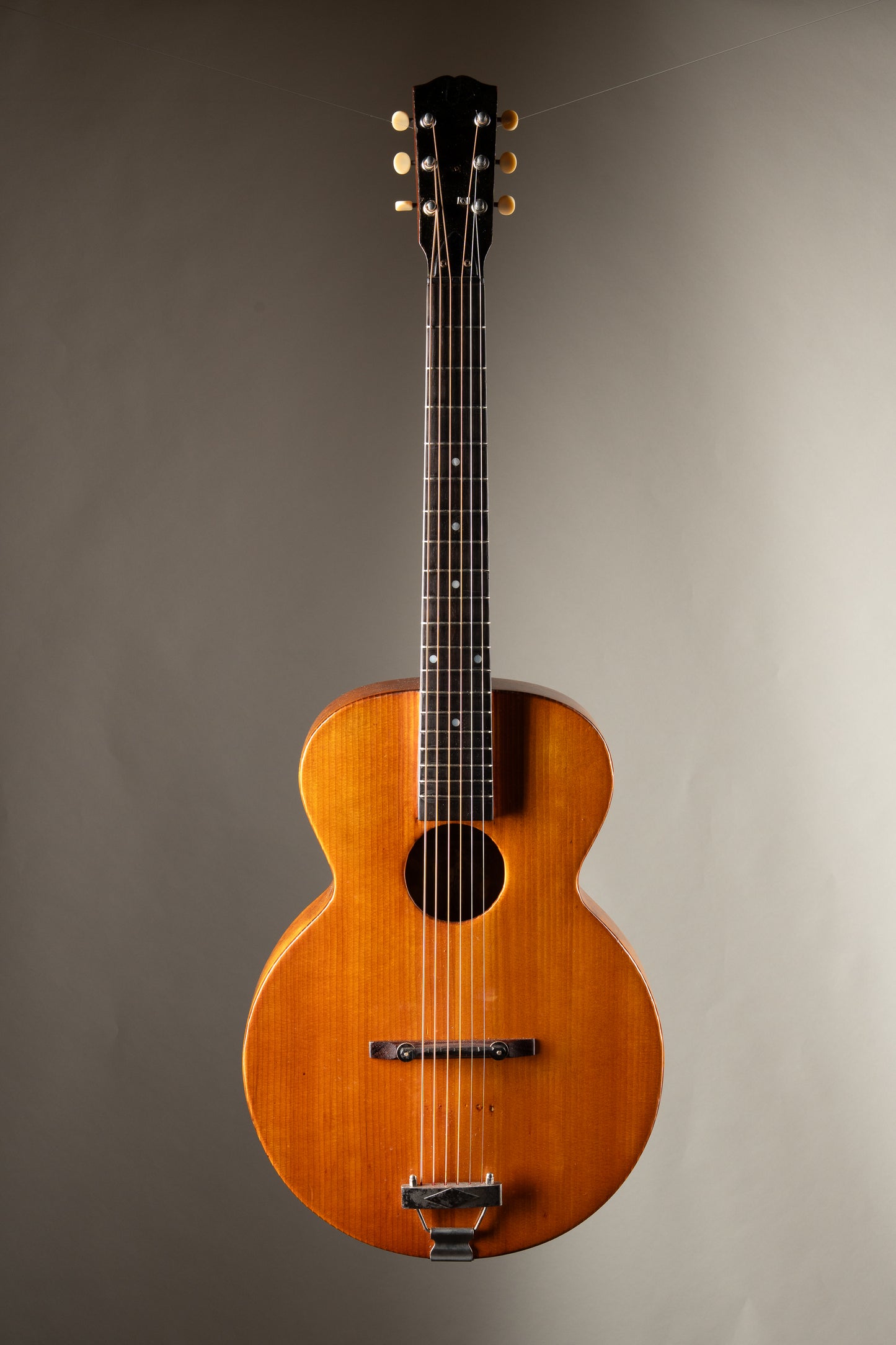Gibson (1918-1921) Army & Navy Special Style GY - Natural