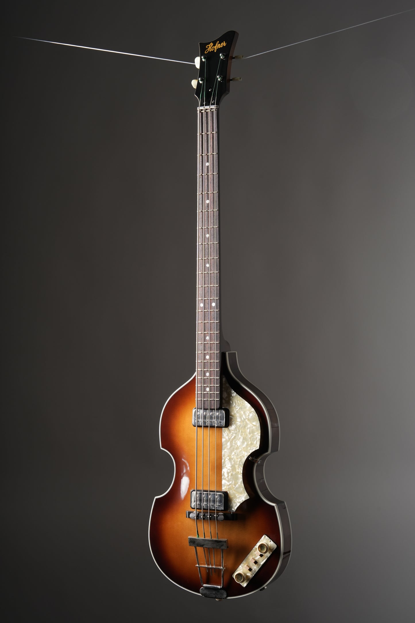 Hofner 500/1 V62 '62 Reissue Violin Electric Bass - Sunburst, w/ OHSC