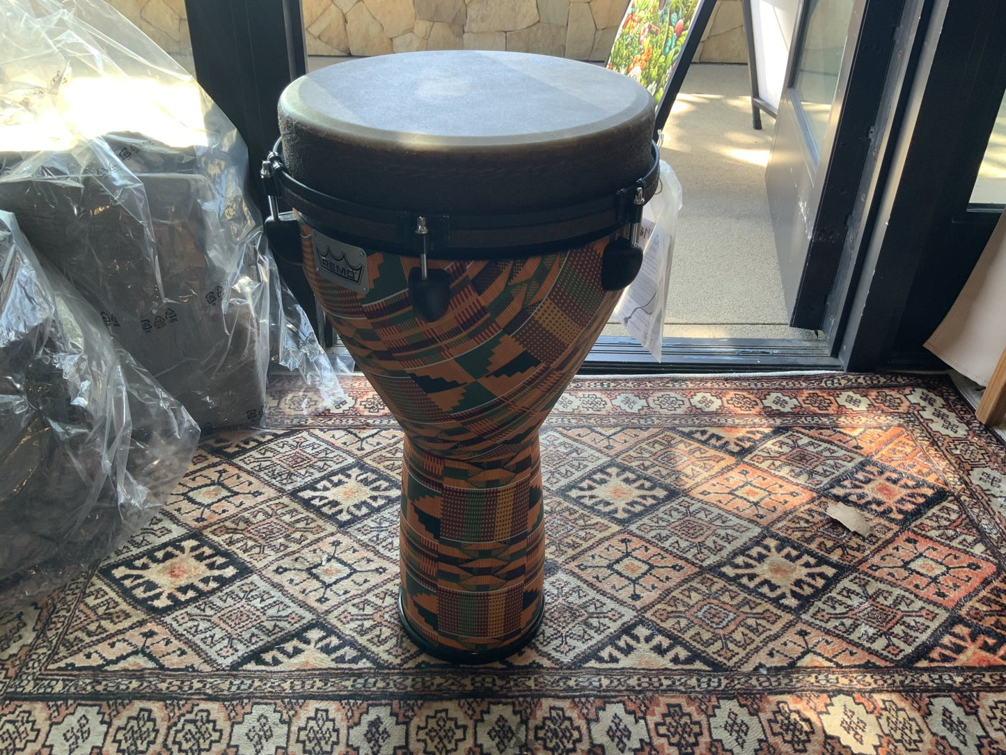 Remo Mondo Key-Tuned Djembe - 14" x 25" - Kintekloth Finish