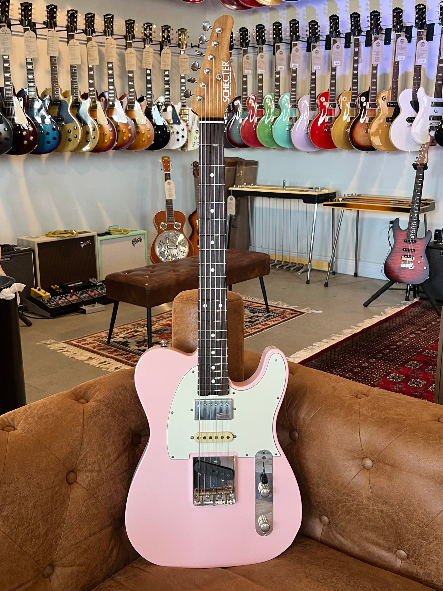 Schecter PT Wembley Studio Shell Pink Aged Nitro