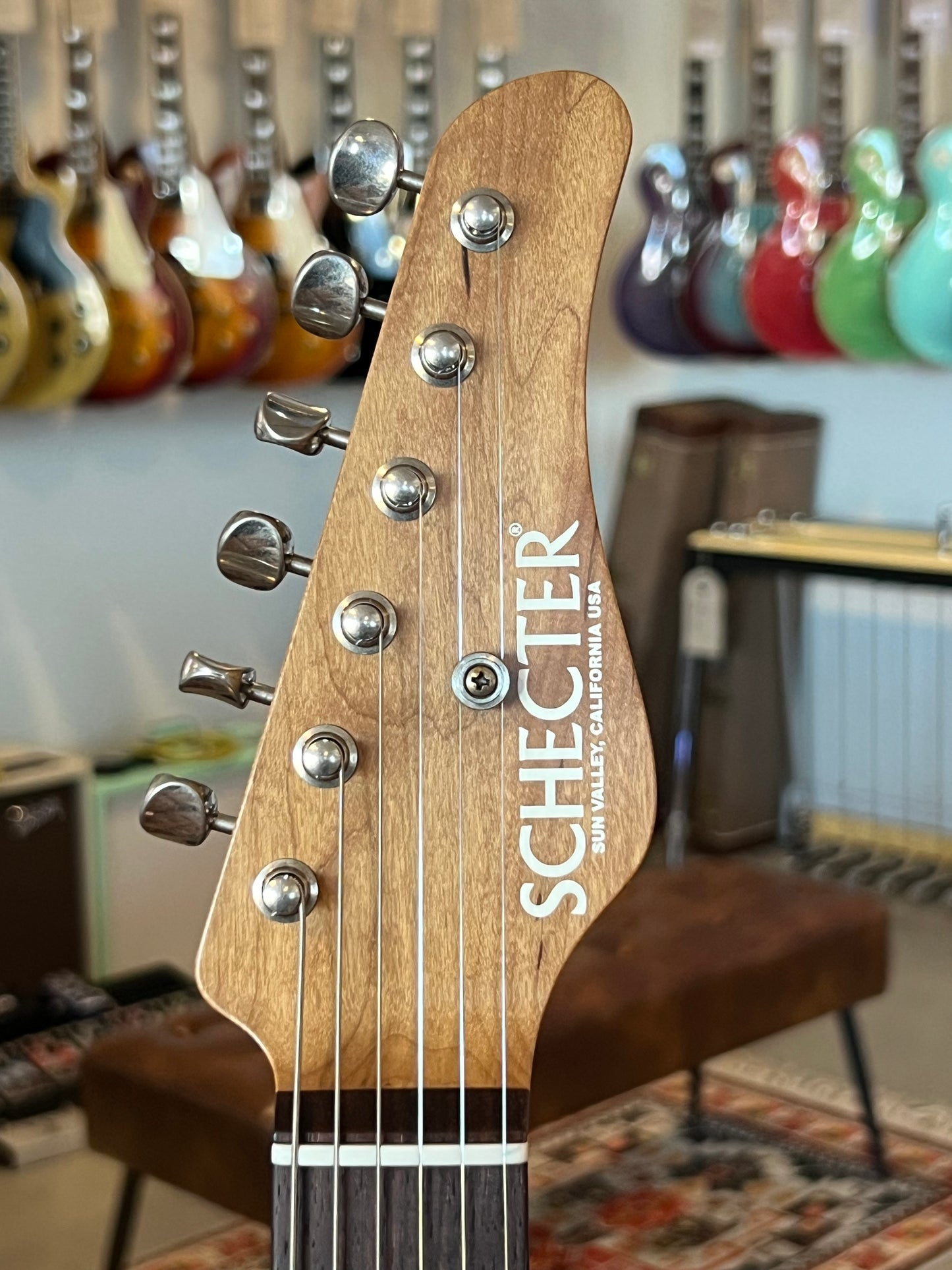 Schecter PT Wembley Studio Shell Pink Aged Nitro
