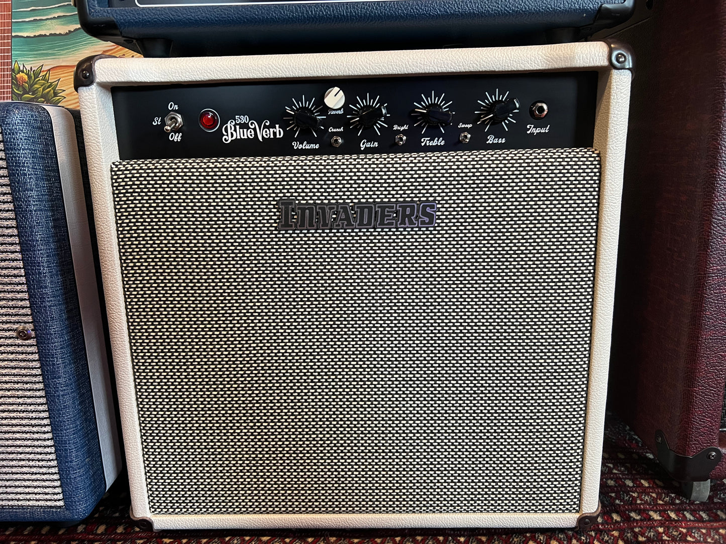 Invaders Amplification 530 BlueVerb Combo Reverb 1x12 White Ivory