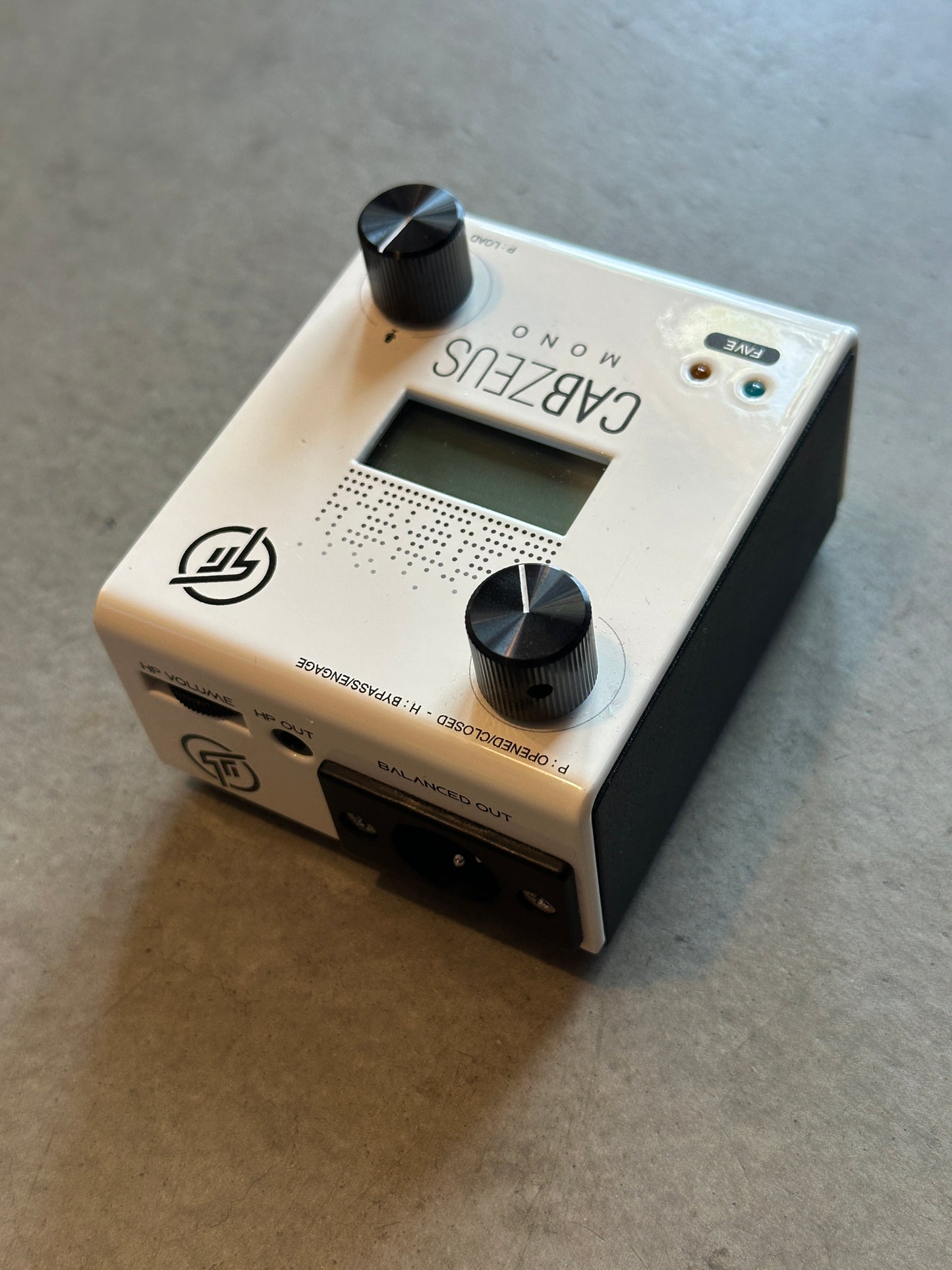 GFI System Cabzeus Mono Guitar Amp Speaker Simulator