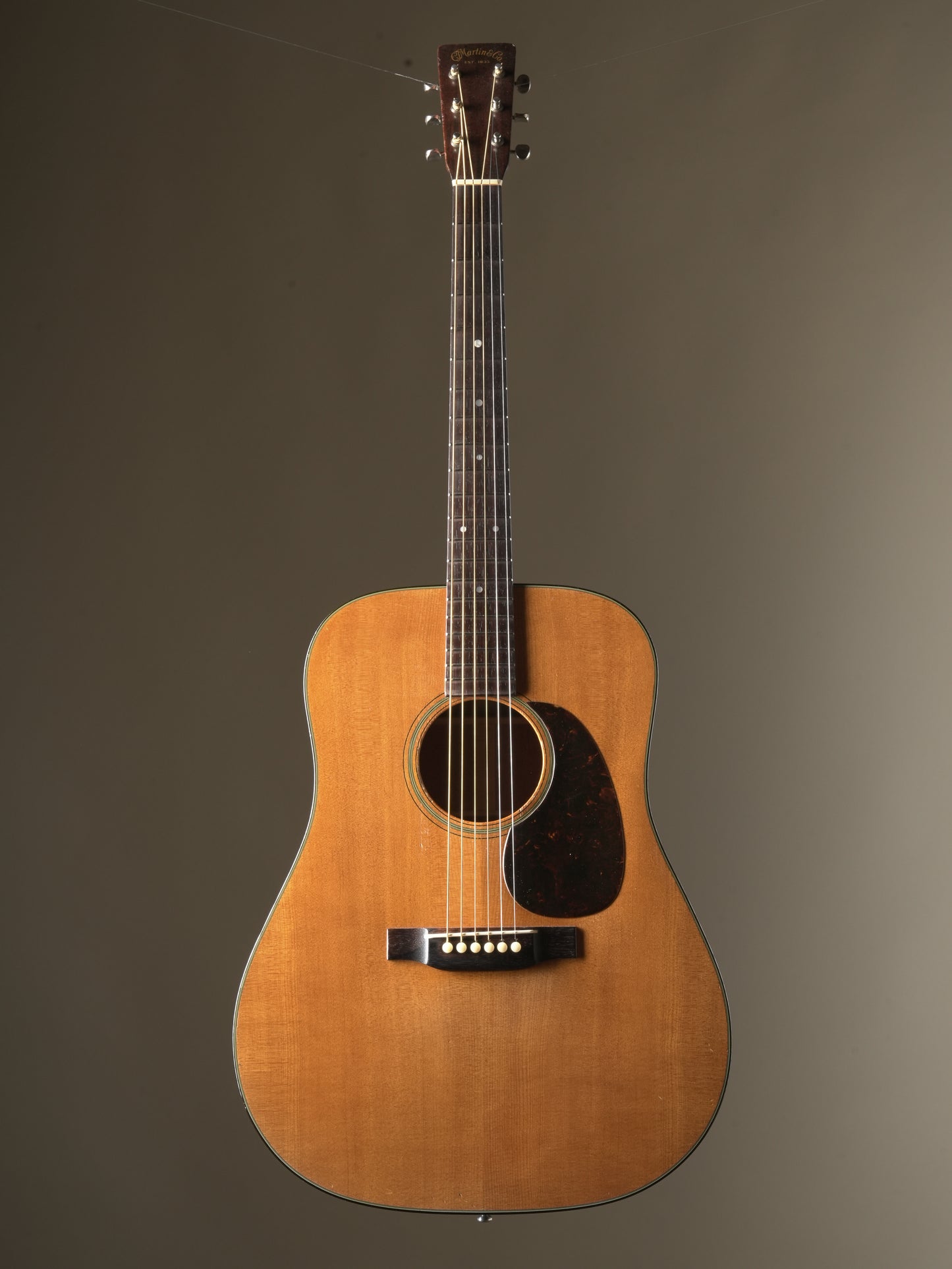 Martin (1948) D-18 Acoustic Guitar - Natural, incl. HSC