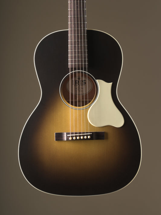 Iris RCM-000 Acoustic Guitar - Cremona Burst, incl. OHSC