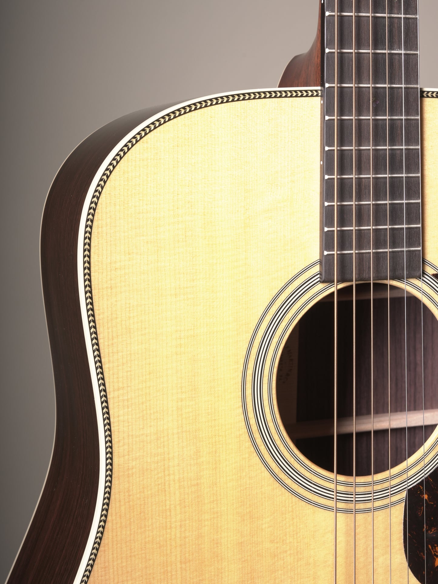 Martin Super HD28 Acoustic Guitar - Natural, incl. OHSC