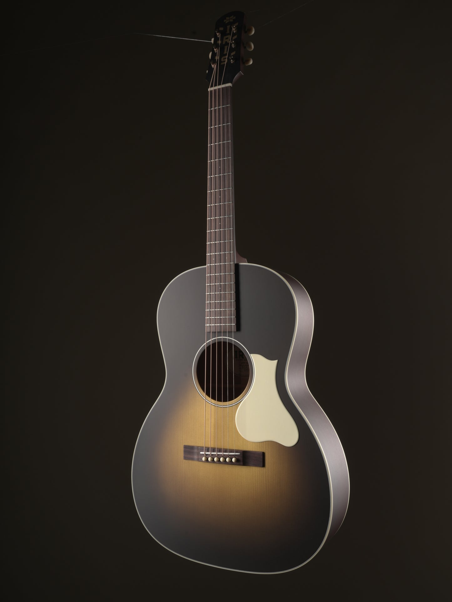 Iris RCM-000 Acoustic Guitar - Cremona Burst, incl. OHSC