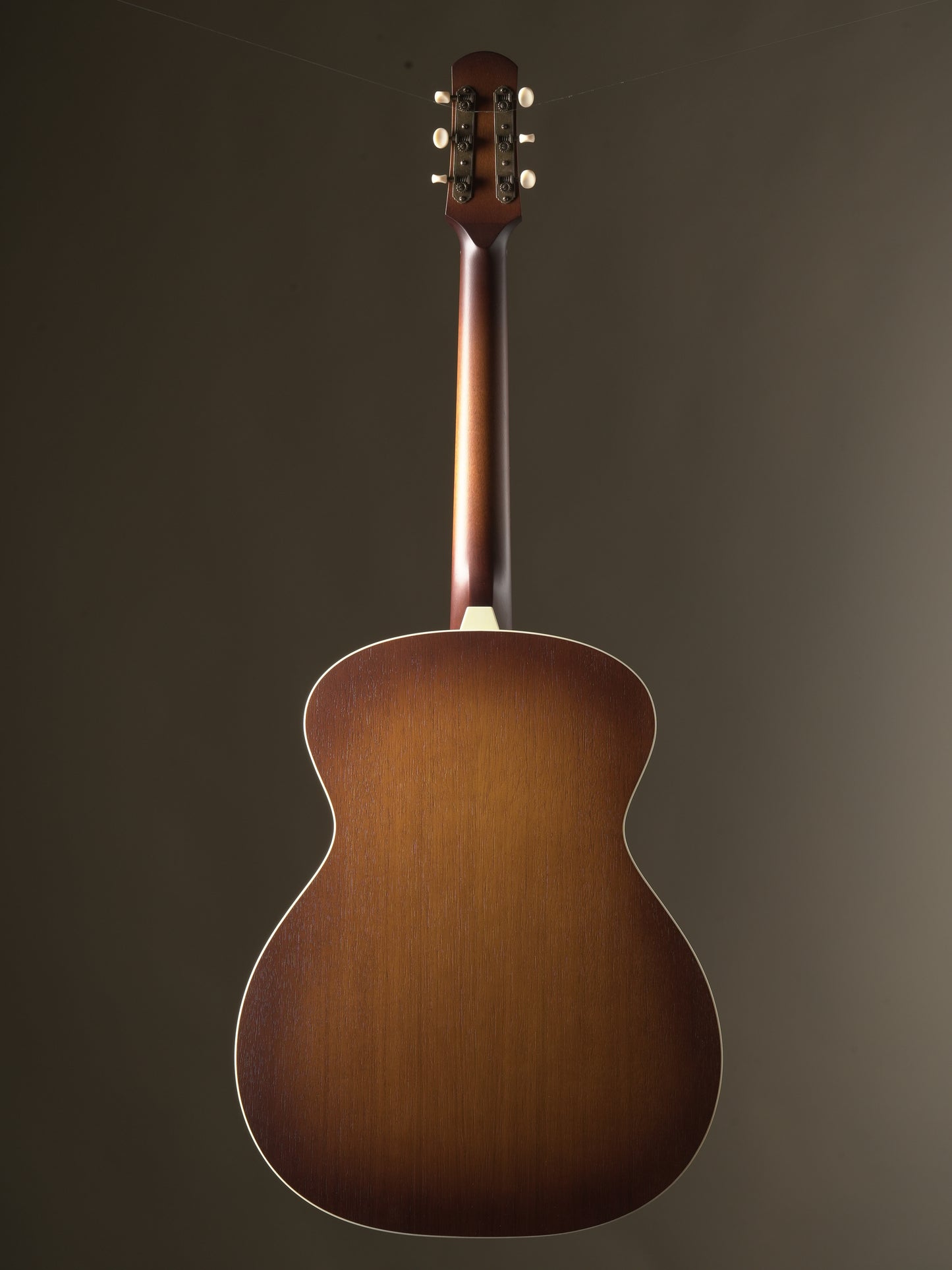 Iris JB Acoustic Guitar - Iced Tea Burst, incl. OHSC