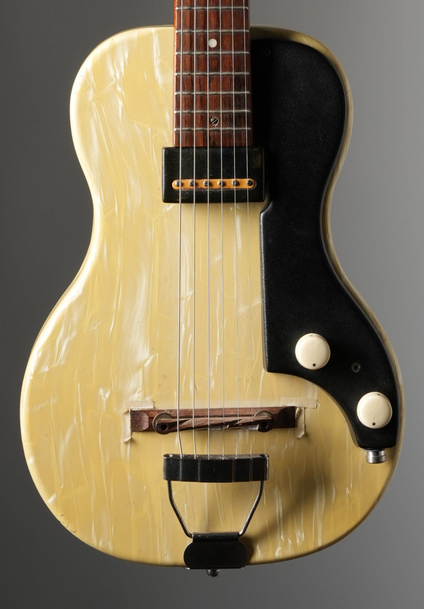 Oahu (1952-52) Ozark Electric Guitar - MOTS, w/ Original Chipboard Case
