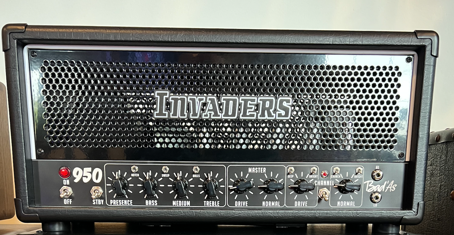 Invaders Amplification - 950 Bad'As - 50W - Black Taurus