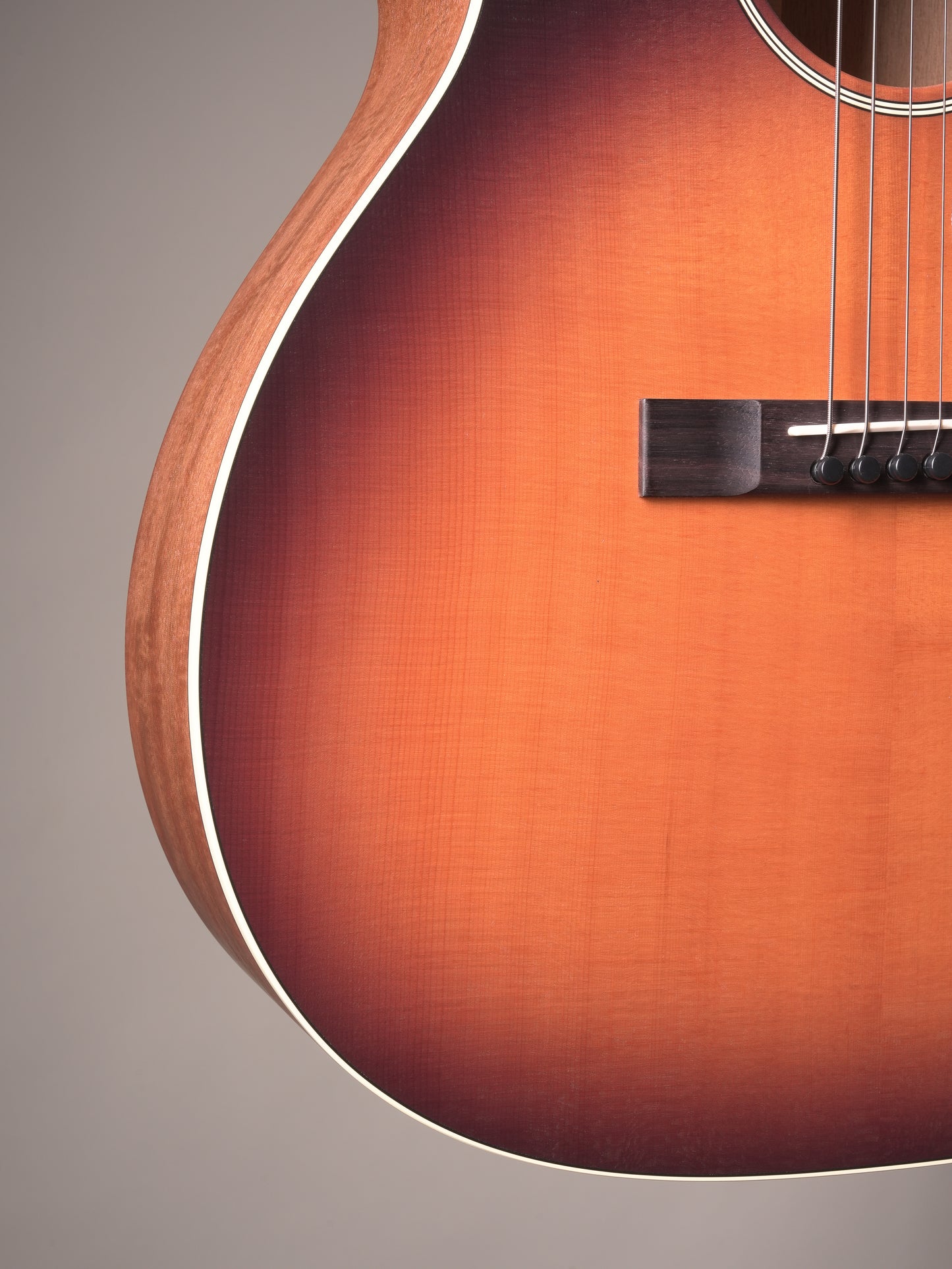 Martin 000-17 Acoustic Guitar - Whiskey Sunset Burst, w/OGB