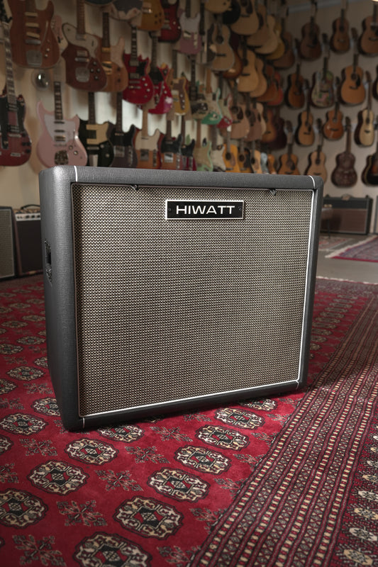 Hiwatt 4x10" Bass Amp Speaker Cabinet - Black Tolex