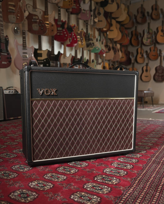Vox AC30C2 Custom Series 30w 2x12" Tube Guitar Amp Combo - Black Tolex w/ Vox Diamond Pattern Grille