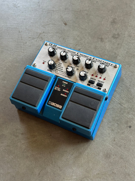 Boss Ce-20 Chorus Ensemble pedal