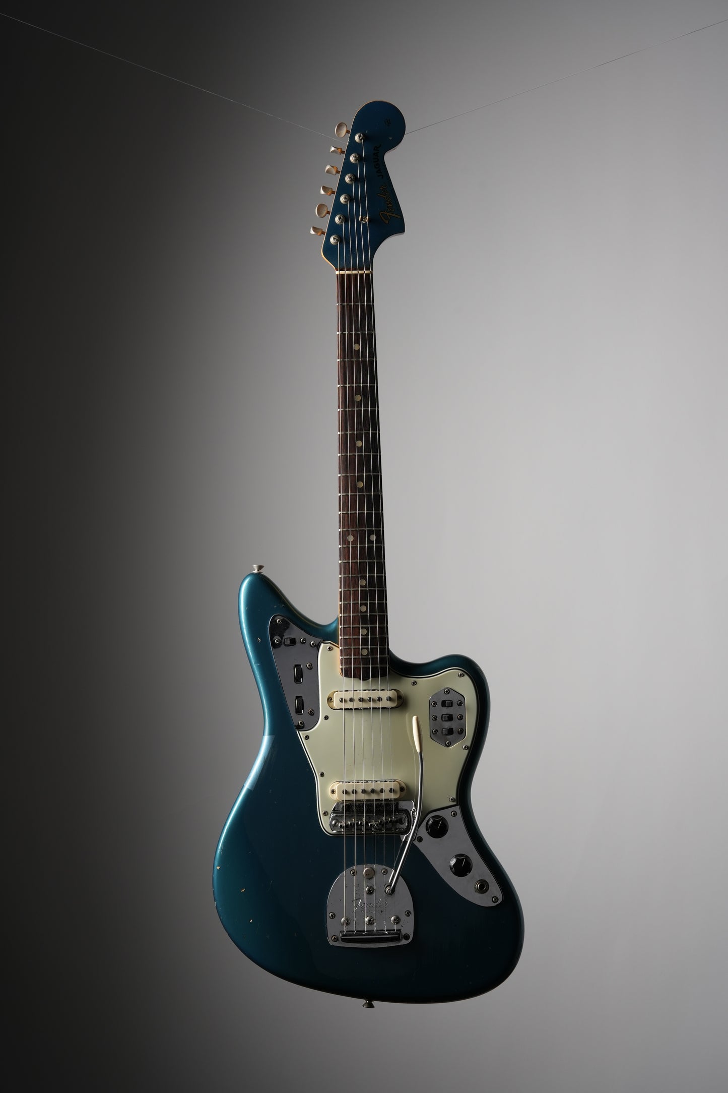 Fender (1965) Jaguar Electric Guitar - Lake Placid Blue, w/ HSC