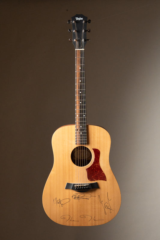 Taylor Big Baby Taylor BBT (signed by The Barenaked Ladies) Acoustic Guitar - Natural