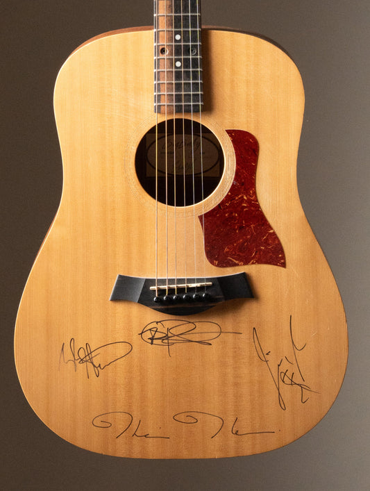 Taylor Big Baby Taylor BBT (signed by The Barenaked Ladies) Acoustic Guitar - Natural