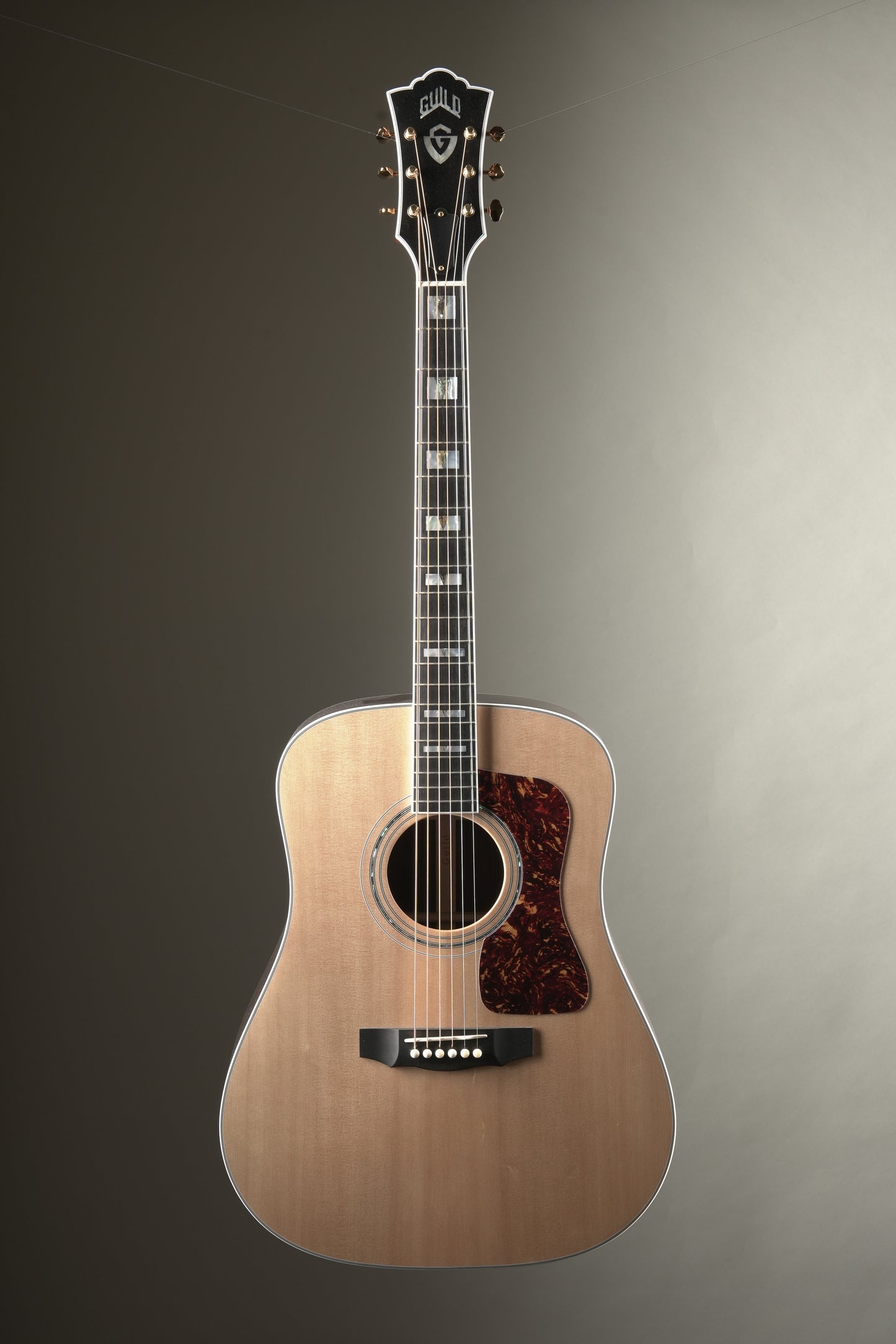 Guild D-55 Acoustic Guitar - Natural, incl. OHSC