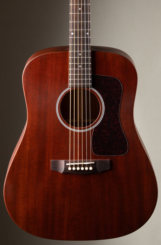 Guild D-20 Acoustic Guitar Natural Mahogany