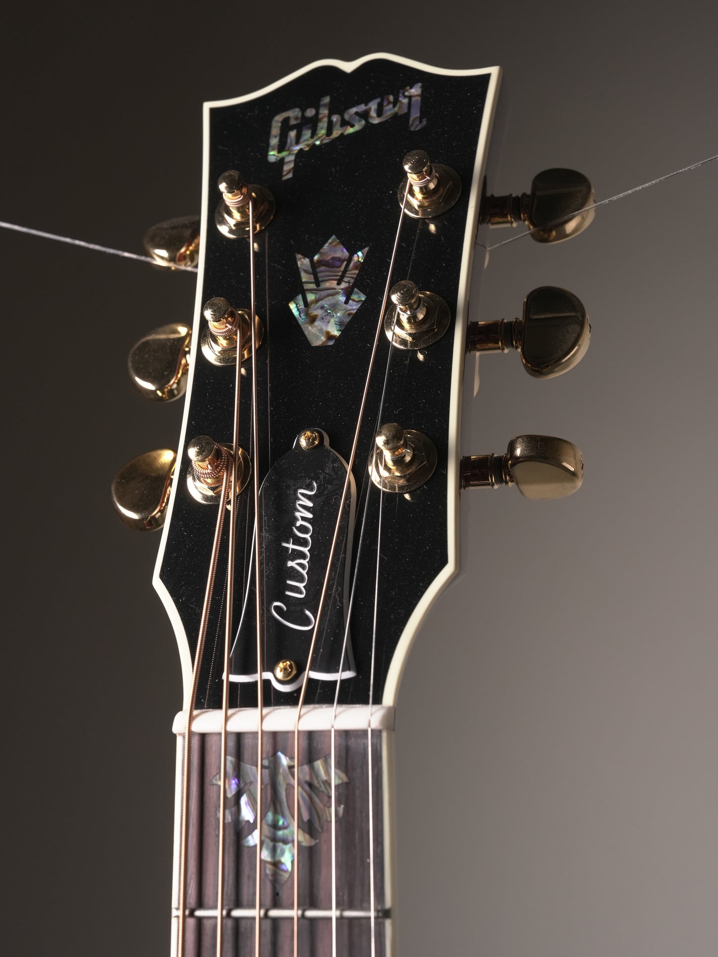 Gibson Custom Shop "Dealer Select" Herringbone J-45 Acoustic Electric Guitar - Triburst, incl. OHSC