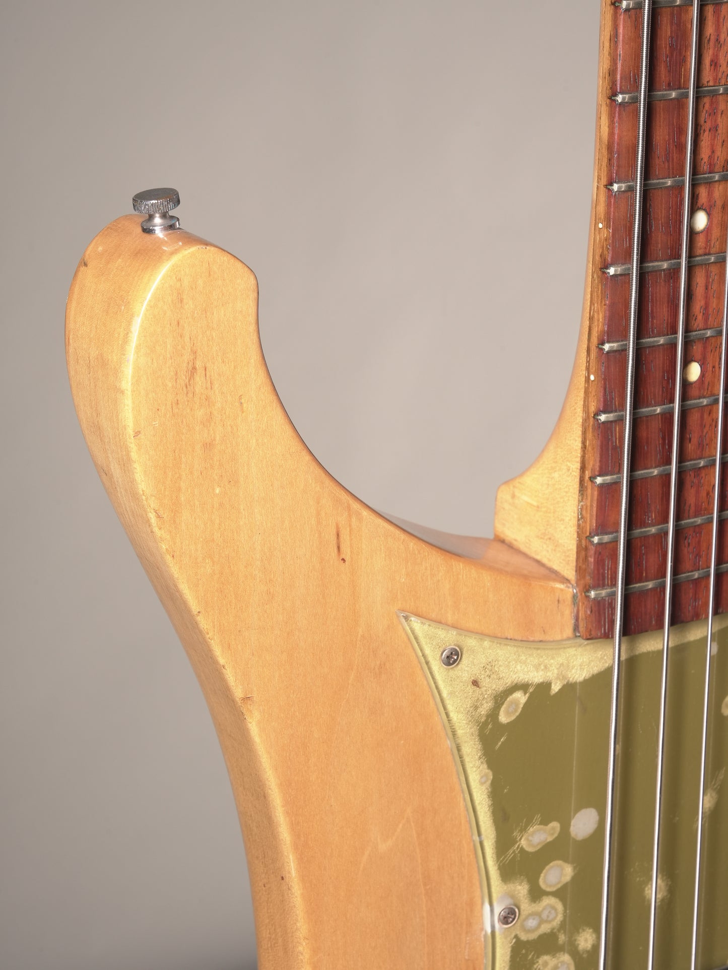 Rickenbacker (1961) 4000 Electric Bass Guitar - Mapleglo, incl HSC